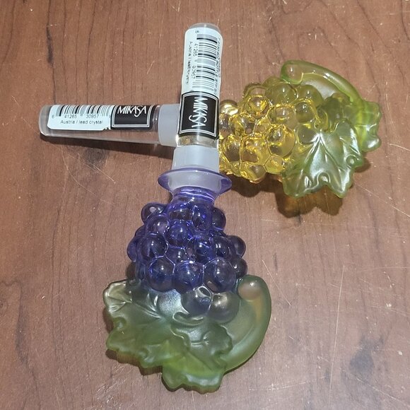 Mikasa Crystal Glass Grapes Bottle Stoppers Decanter Set of 2 NIB - Picture 5 of 10